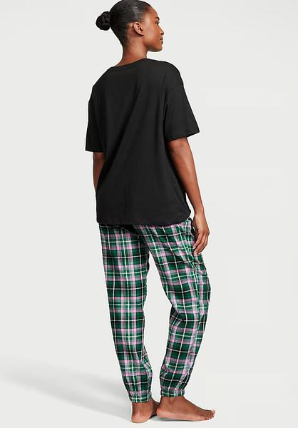 Піжама від Victoria's Secret - Flannel Jogger Tee-jama set  зображення