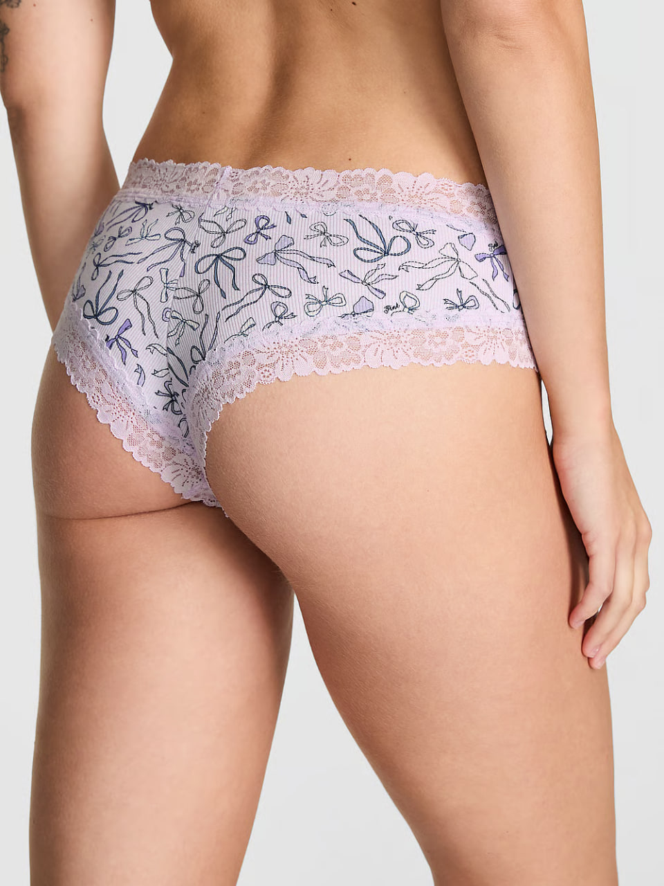 Жіночі трусики з принтом та мереживом від PINK - Wink Lace-Trim Cheeky Panty