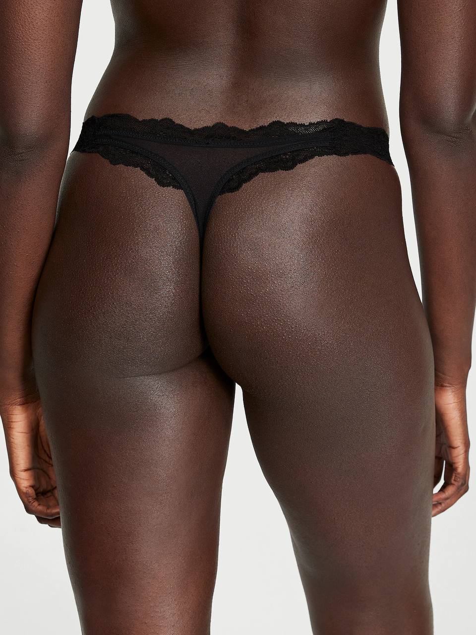 Мереживні стрінги від Victoria’s Secret - Lace & Mesh Thong Panty