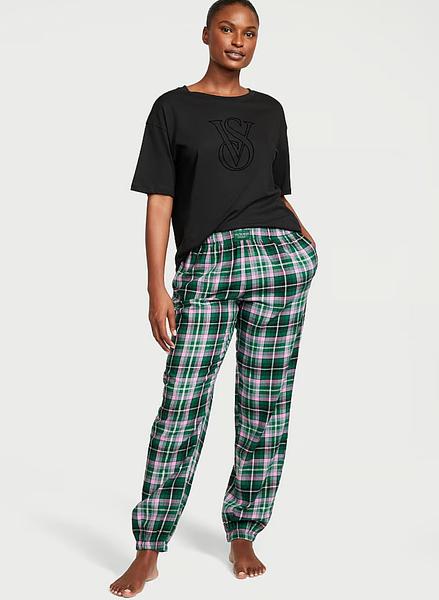 Піжама від Victoria's Secret - Flannel Jogger Tee-jama set  зображення