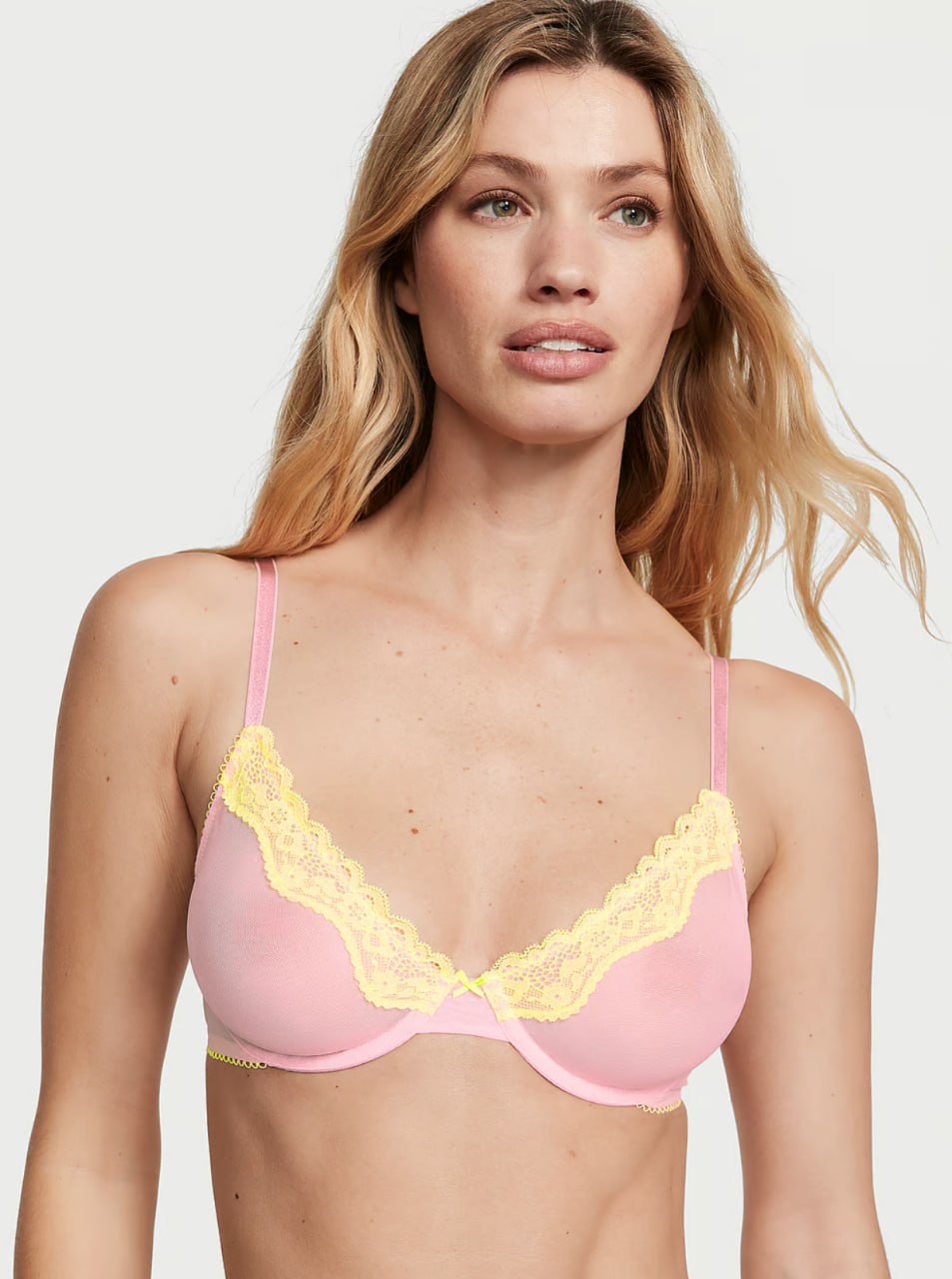 Бра з мереживом від Victoria’s Secret - Tease Unlined Demi Bra