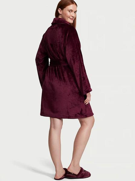 Плюшевий халат від Victoria's Secret Short Cozy Robe  зображення