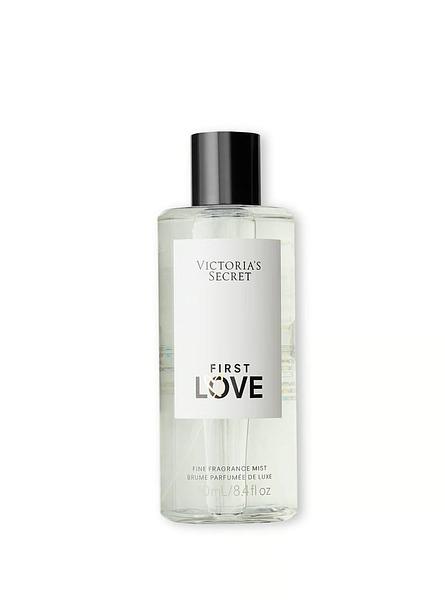  Парфумований спрей для тіла First Love від Victoria's Secret Fine Fragrance Mist зображення
