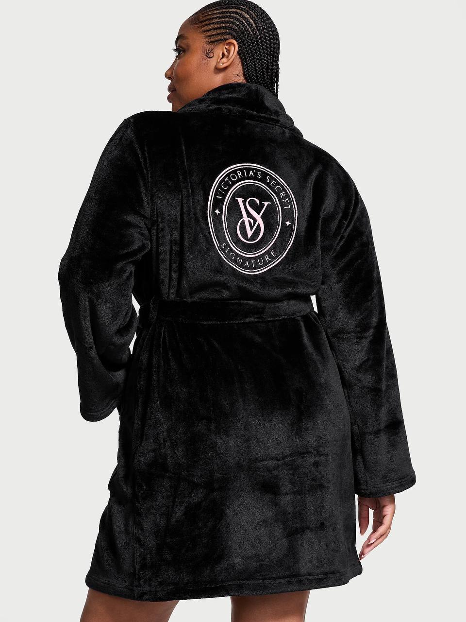 Плюшевий халат від Victoria's Secret Short Cozy Robe