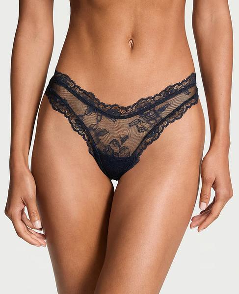 Мереживні стрінги від Victoria’s Secret - Rose Lace High-Leg Thong Panty  зображення