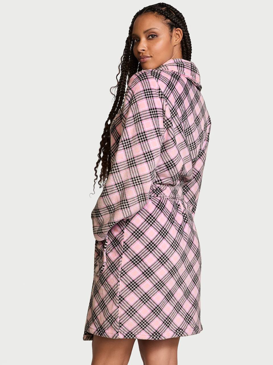 Плюшевий халат від Victoria's Secret Short Cozy Robe 