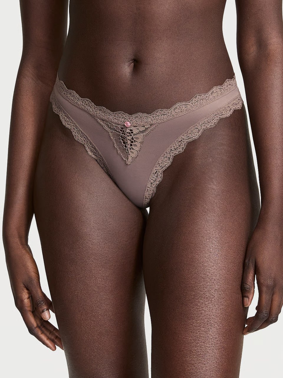 Жіночі трусики від Victoria's Secret - Lace Thong Panty