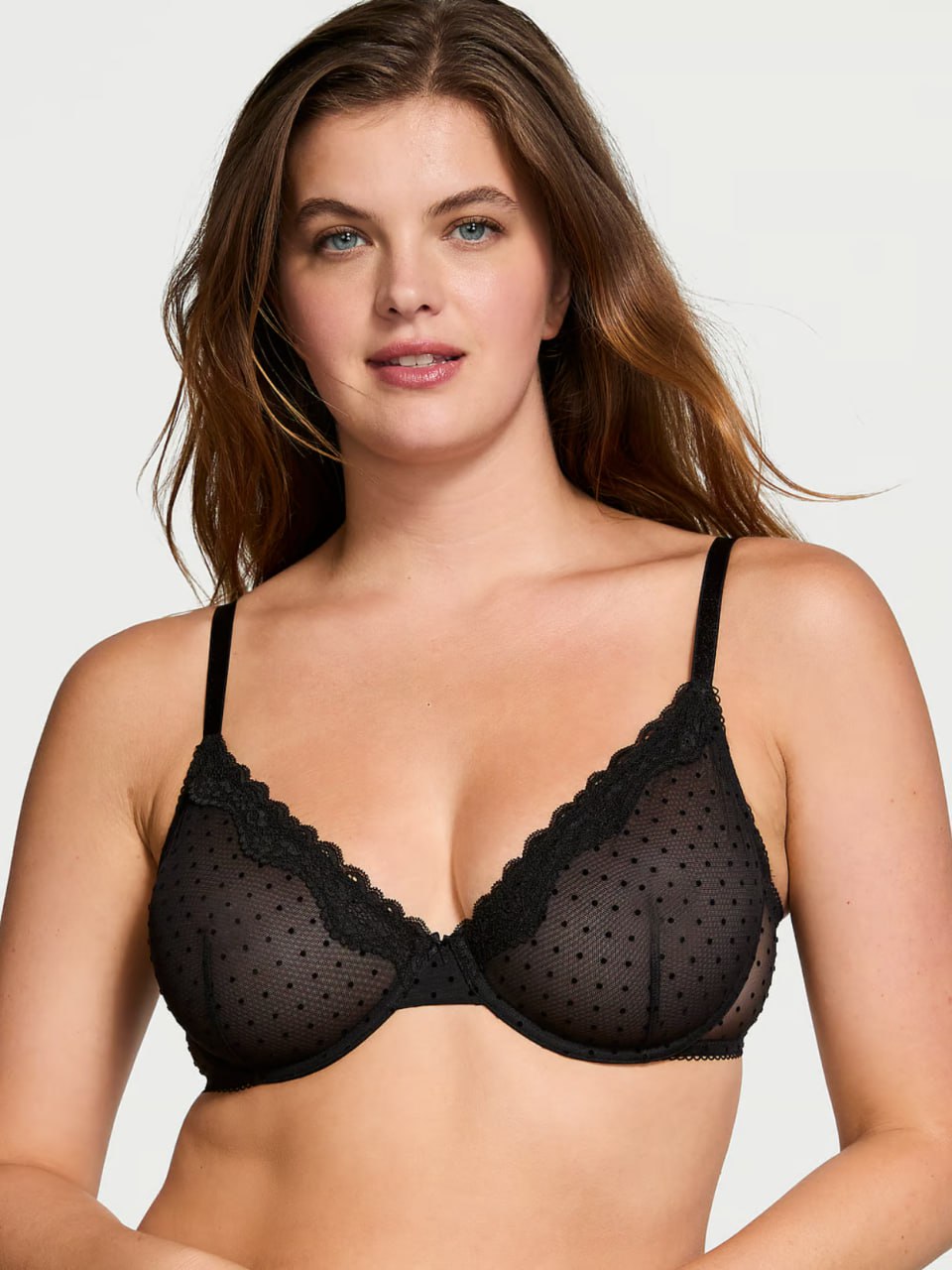 Мереживний комплект від Victoria's Secret - Tease Mesh Lace-Trim High-Leg Thong Panty / Lightly Lined Wireless Lace-Trim Bra Black 