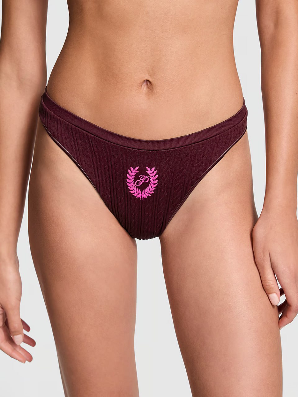 Стрінги від PINK - Seamless High-Leg Thong Panty